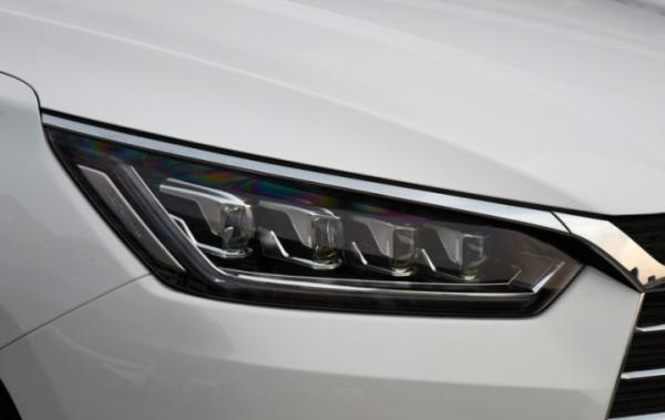 誰才是年輕人的實惠購車之選?比亞迪宋對比歐尚X5 誰才是年輕人的實惠購車之選?比亞迪宋對比歐尚X5