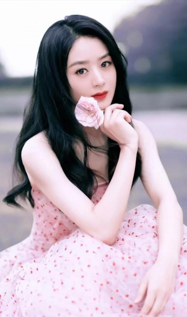 趙麗穎美照一冊，欣賞