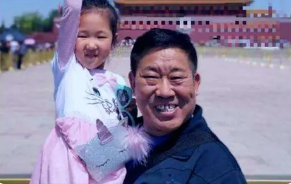 杜旭東：支援懷孕的女兒離婚，孩子我來養，也不能讓女兒受委屈