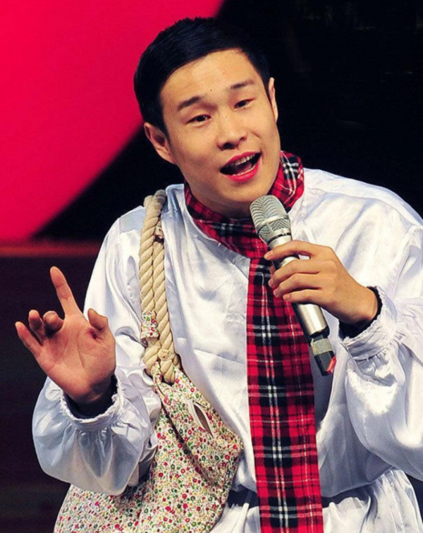 春晚捧紅的明星，有人曾是電子廠工人，有人成：全天下男人的情敵