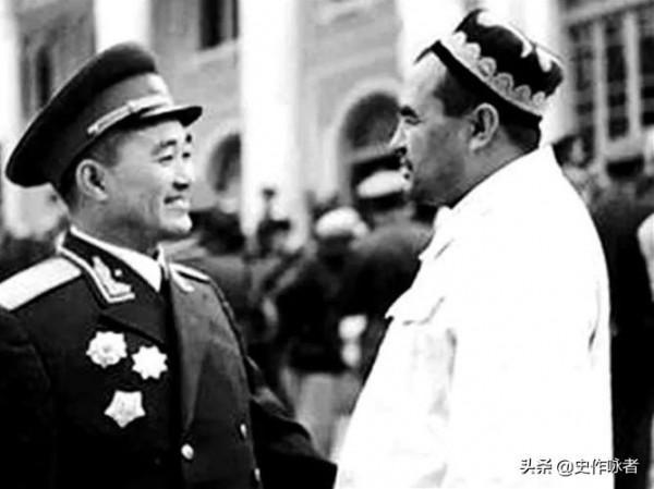 盤點開國將領中的十位獨臂將軍，半生獨臂，一身許國，他們都是誰