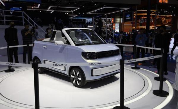 配軟頂敞篷 宏光MINIEV敞篷版或明年上市,國內售價未知 配軟頂敞篷 宏光MINIEV敞篷版或明年上市,國內售價未知