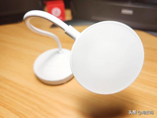 國貨數碼內卷:¥9塊9LED檯燈也配觸控3檔+USB鋰電池,拆解曬個單 國貨數碼內卷:¥9塊9LED檯燈也配觸控3檔+USB鋰電池,拆解曬個單