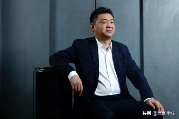 外逃的資本巨鱷,留下的一地雞毛 外逃的資本巨鱷,留下的一地雞毛