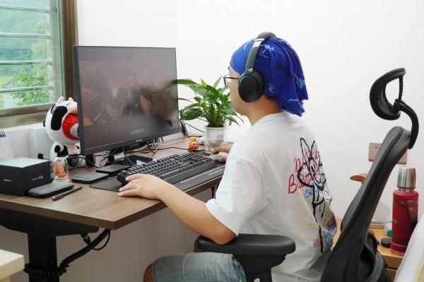 手遊玩家的盛宴——ROG風行Go BT藍芽電競耳機測評 手遊玩家的盛宴——ROG風行Go BT藍芽電競耳機測評