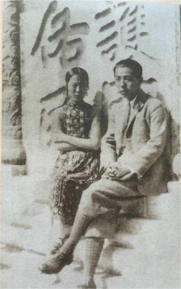 張學良原配于鳳至：1990年病逝海外，墓碑上留了四個字：張于鳳至