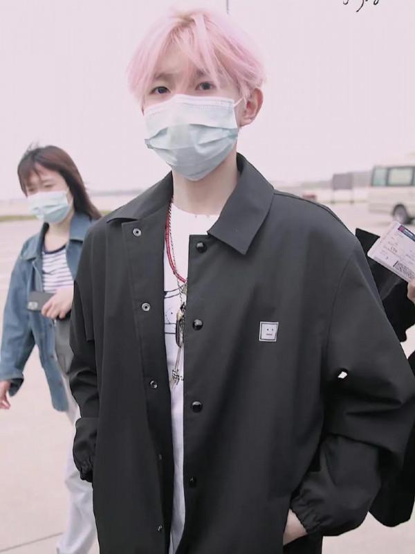 當男明星穿風衣：李現韓商言絕絕子，肖戰任嘉倫驚豔，成毅男友風