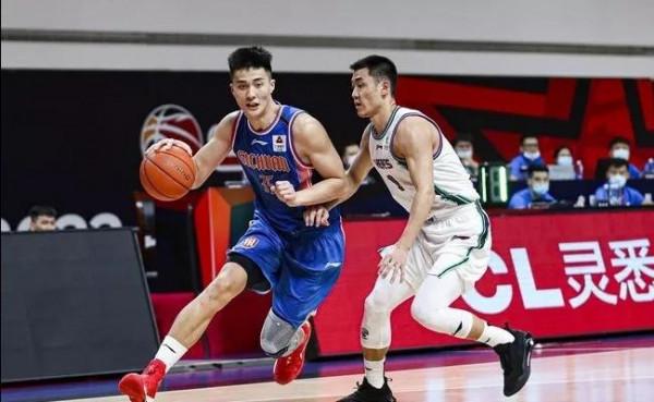 CBA22日看點!3少挑戰小丁,傳球大師碰小杜蘭特,小鯊魚證明之戰 CBA22日看點!3少挑戰小丁,傳球大師碰小杜蘭特,小鯊魚證明之戰