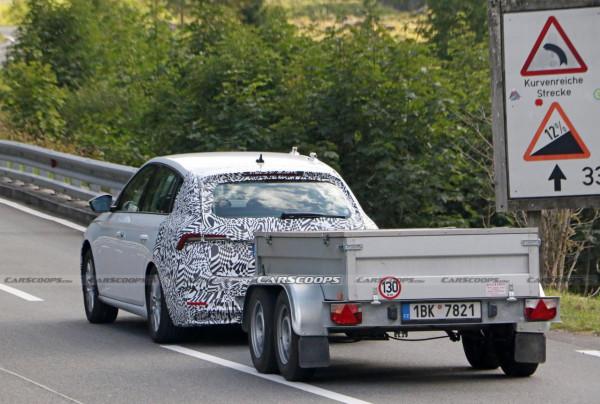 正準備中期改款，斯柯達Scala路試諜照曝光
