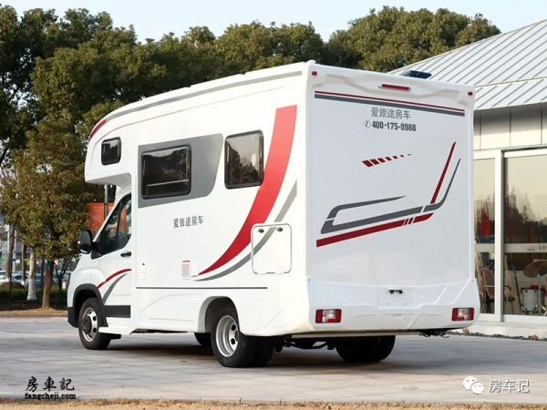 全新旅居車上市！愛旅途2022款大通V90C型房車，看點十足
