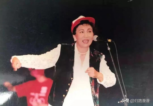 聽說，張國榮、梅豔芳、黃家駒、吳孟達……他們都在一起