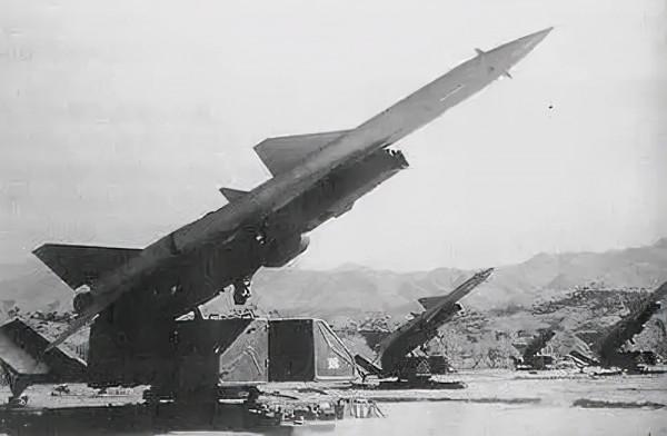 組建地空導彈部隊，絕不徵求意見，談完話直接通知到新單位報到