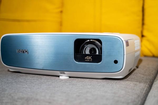 躺在家裡體驗4K HDR投影?明基TK850初體驗 躺在家裡體驗4K HDR投影?明基TK850初體驗