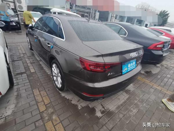 21萬買輛奧迪A4被坑，兩萬定金差點打水漂，商家：警察來了都沒用