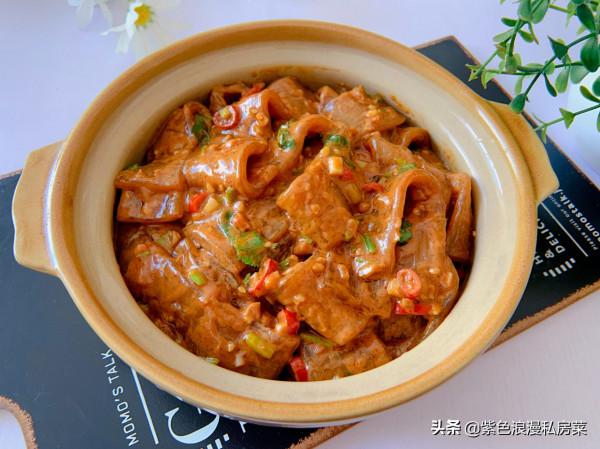 孩子最近迷上這道早餐,酸辣開胃,每一口都裹滿醬汁,香到舔碗底 孩子最近迷上這道早餐,酸辣開胃,每一口都裹滿醬汁,香到舔碗底