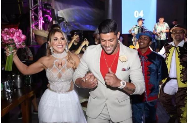 海港前外援胡爾克娶前妻侄女生娃,該如何稱呼前妻?綠巨人也發愁 海港前外援胡爾克娶前妻侄女生娃,該如何稱呼前妻?綠巨人也發愁