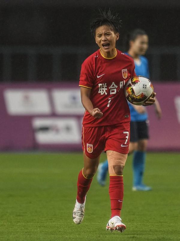 足球——女子成年組：聯合隊戰勝江蘇隊