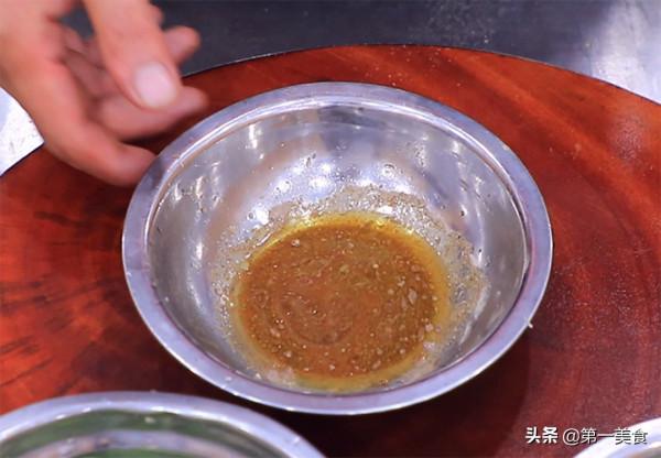 豬肝如此爆炒鮮嫩不老，廚師長分享做法和技巧，滑嫩不腥又入味