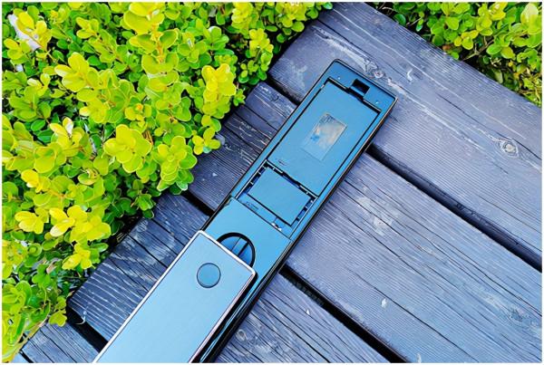 VOC智慧門鎖T11-Face:3D人臉識別,支援華為智慧,讓回家更便捷 VOC智慧門鎖T11-Face:3D人臉識別,支援華為智慧,讓回家更便捷