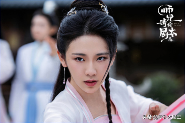 騰訊愛奇藝又“撞檔”,新劇上線僅隔1天,穿越古裝對決都市甜寵 騰訊愛奇藝又“撞檔”,新劇上線僅隔1天,穿越古裝對決都市甜寵