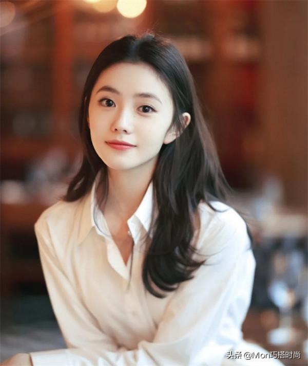 女生不管出門多趕，儘量化淡妝，教你這4個步驟，簡單易學又精緻