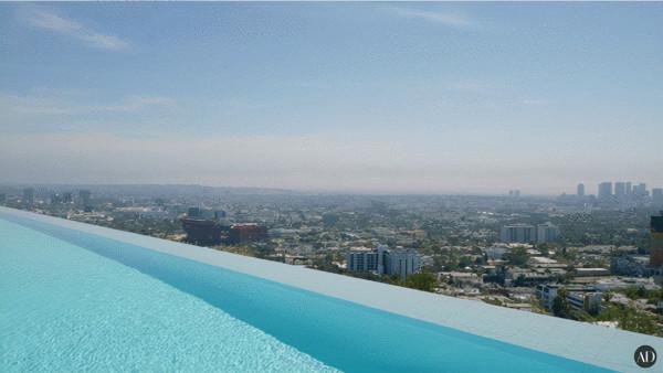 3.5億山頂豪宅佔地2.2畝 屋主竟然為豪車建了個展廳