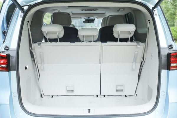 新車|適合二孩家庭全家出行 新款榮威iMAX8靜態解析 新車|適合二孩家庭全家出行 新款榮威iMAX8靜態解析