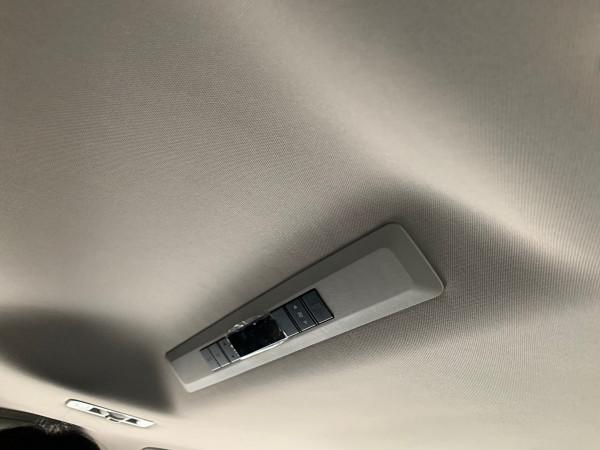 裝配特斯拉、內飾雪佛蘭,展廳比早市人還多!到店實拍豐田賽那 裝配特斯拉、內飾雪佛蘭,展廳比早市人還多!到店實拍豐田賽那