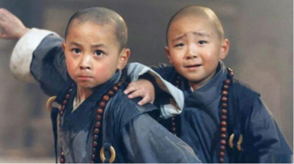 釋小龍的隕落史，從最火童星到淪為路人甲，這些年他做了什麼？