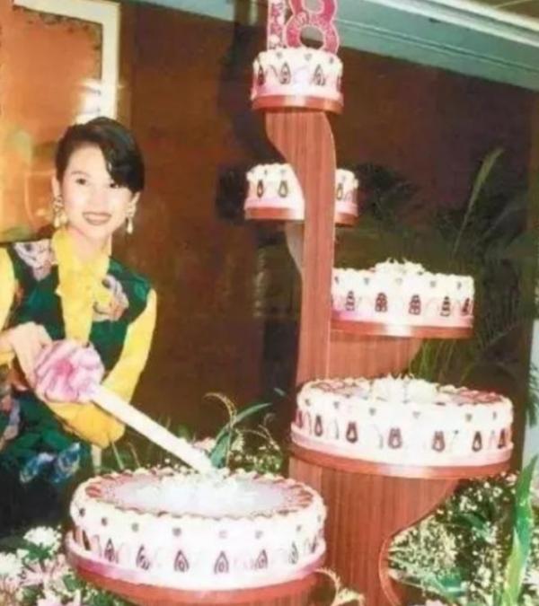 有錢大佬劉鑾雄，同病相憐吳奇隆，蔡少芬為何選擇“無名”張晉