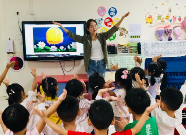 教師節“送禮”成風,本是感恩的節日,不知為何變了“味道” 教師節“送禮”成風,本是感恩的節日,不知為何變了“味道”