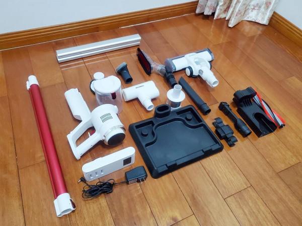 該來個大掃除了，看看斐納無線手持家用吸塵器展神力