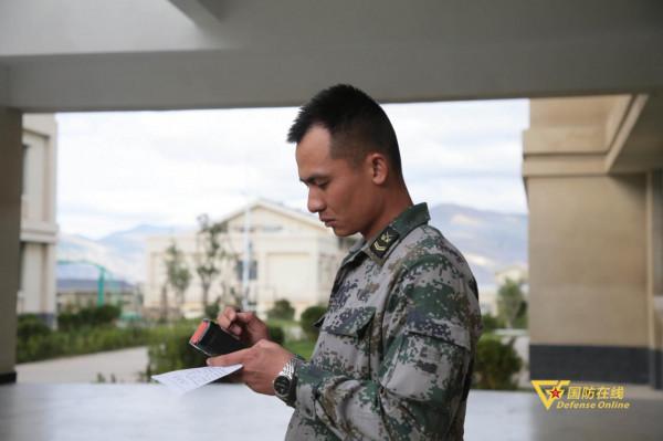 “淬火”成鋼！從工兵到偵察兵，他一次次突破自我