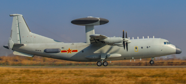 英學者預言太平洋大戰：中美海軍艦隊激烈對射，決定性武器非導彈