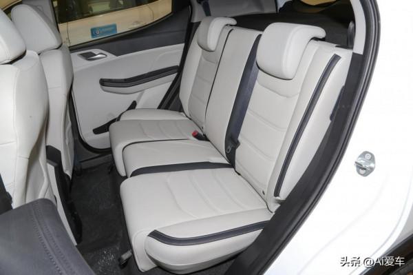 遠航加快充，大空間家用低價SUV，好養活好停車，實拍比亞迪元Pro