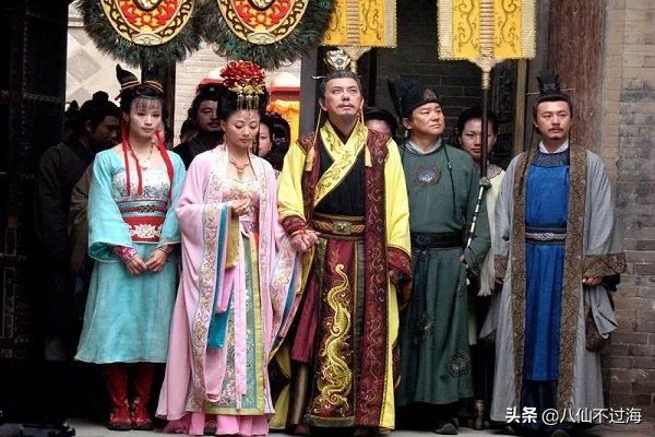 寒冷的冬季，住在故宮裡的皇族是怎樣禦寒的