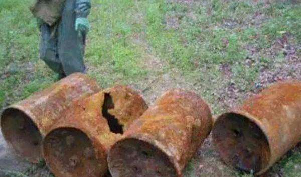 2003年工人挖出5個日軍遺留鐵桶，致1死43中毒，日本賠了多少錢？