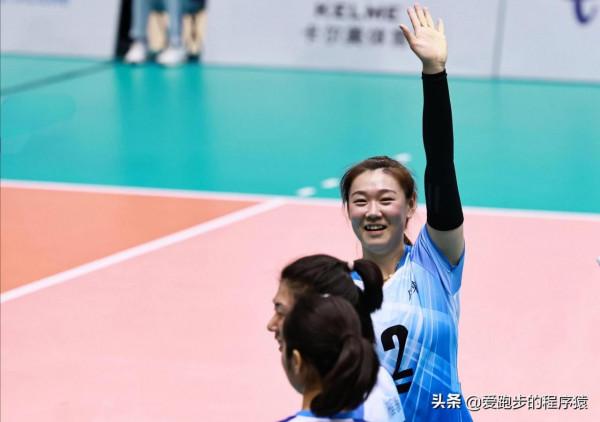 女排全運會服裝“秀”：張常寧穿紅色很美，丁霞藍色配馬尾辮