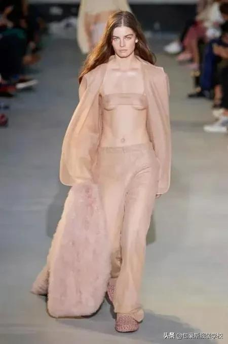 2022四大時裝週女裝T臺色彩流行趨勢