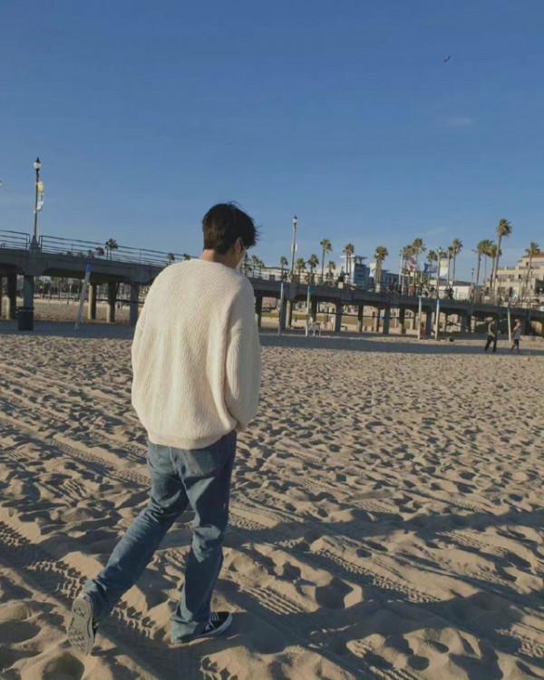 李敏鎬重回《繼承者們》的拍攝地,網友:滿滿的回憶,爺青回了 李敏鎬重回《繼承者們》的拍攝地,網友:滿滿的回憶,爺青回了