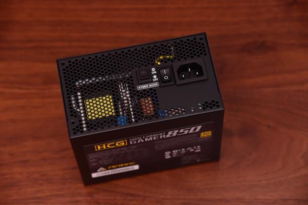 與其無端加價，不如頂格購買！藍寶石超白金RX6900XT評測