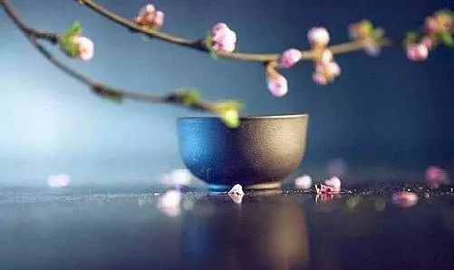 不爭,不吵,不炫 不爭,不吵,不炫