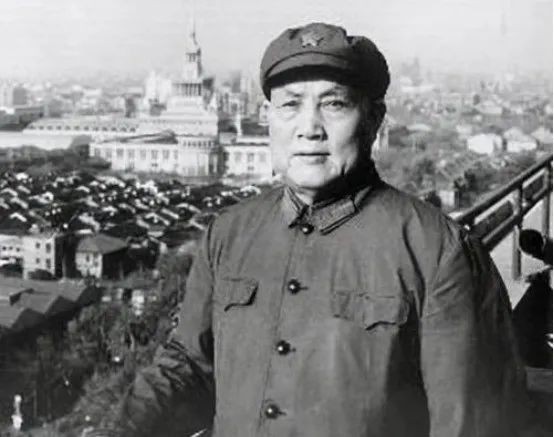 建國後，傅作義前往北京面見毛澤東，直言：主席，我想見見詹大南