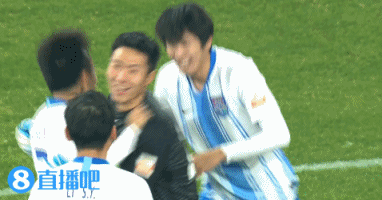 最後一輪最後時刻絕殺保級！于根偉與眾將士瘋狂慶祝