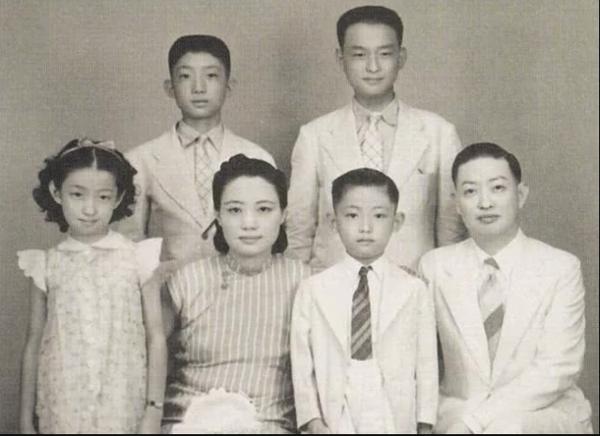 範梅強:梅蘭芳孫輩唯一從事戲曲者,難忘祖訓,遺憾家族已無男旦 範梅強:梅蘭芳孫輩唯一從事戲曲者,難忘祖訓,遺憾家族已無男旦