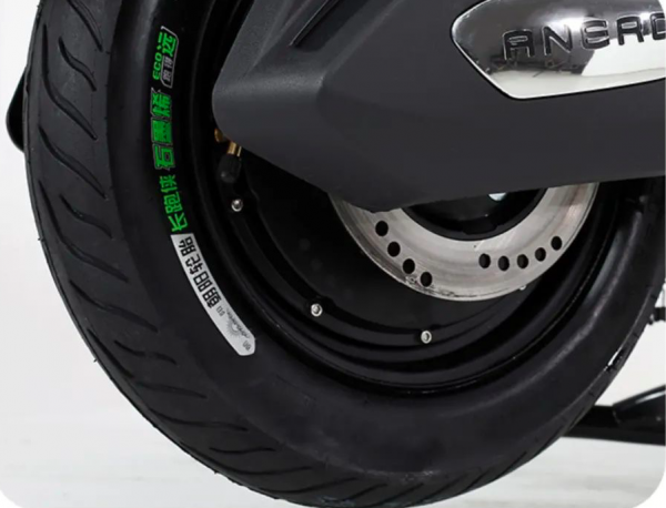 這2款電動車造型大氣，載150斤能跑80公里山路，一車多用