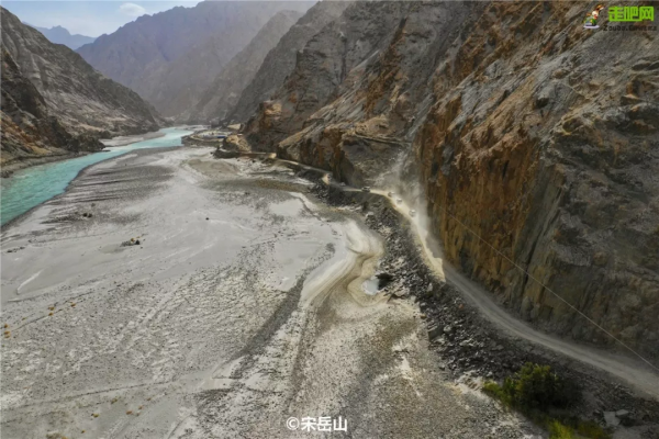 1028名日本人報名遊新疆？新疆顏值實錘了，一年四季，美麗不停歇