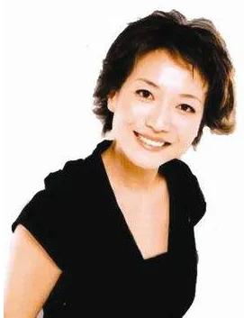 央視節目主持人：賀紅梅