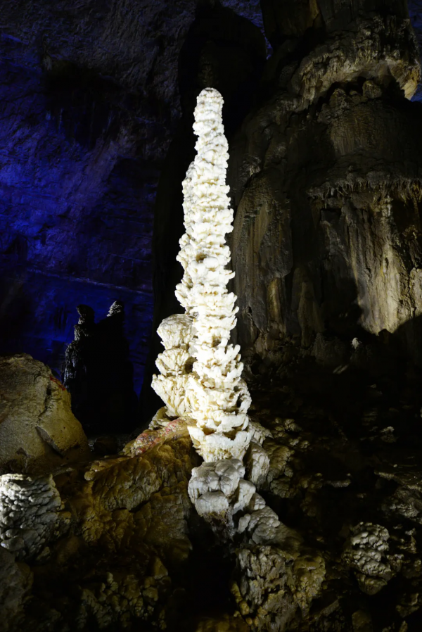 幽閉的地底深淵,埋藏著多少未知? 幽閉的地底深淵,埋藏著多少未知?