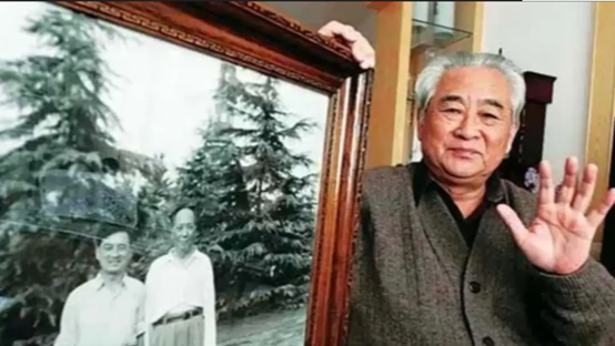 1976年毛主席逝世後，李敏致電張仙朋：你為何還不來北京悼念爸爸